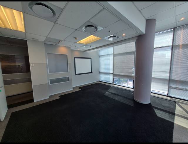 248M² OFFICE TO LET IN SANDTON CENTRAL